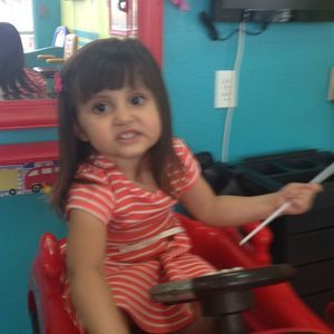 Meet your Posher, Sandy